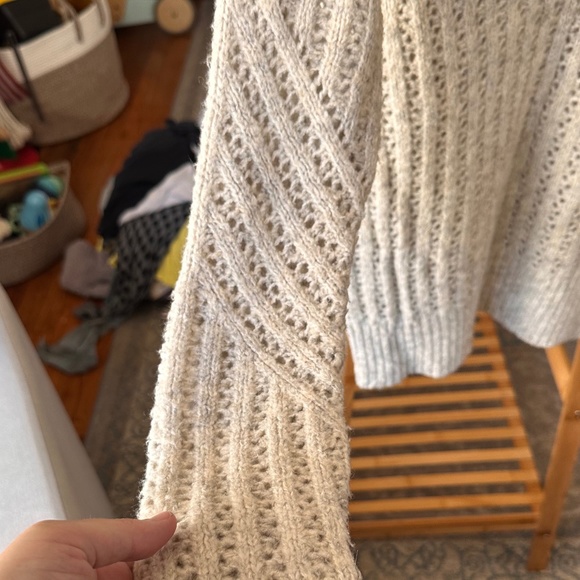 Line Knit Sweater - Very Light Grey - Size Small (S) - Picture 2 of 7